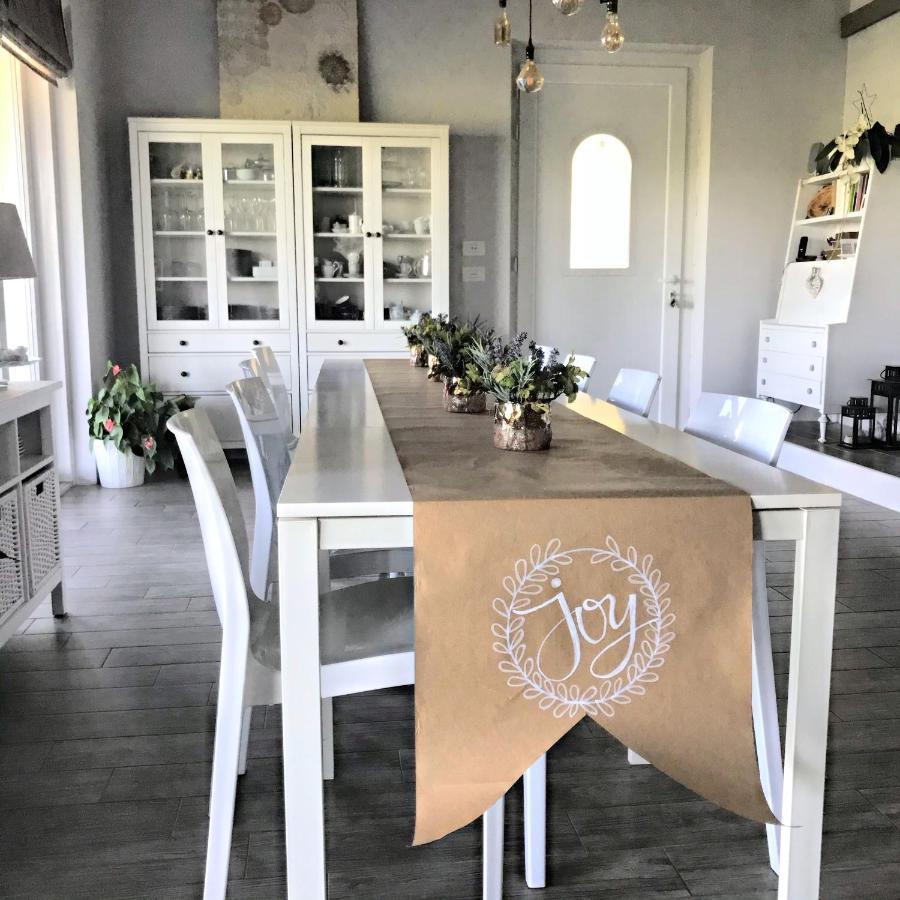 Il Sassoscritto Bed And Breakfast Montecalvo Versiggia Exterior photo