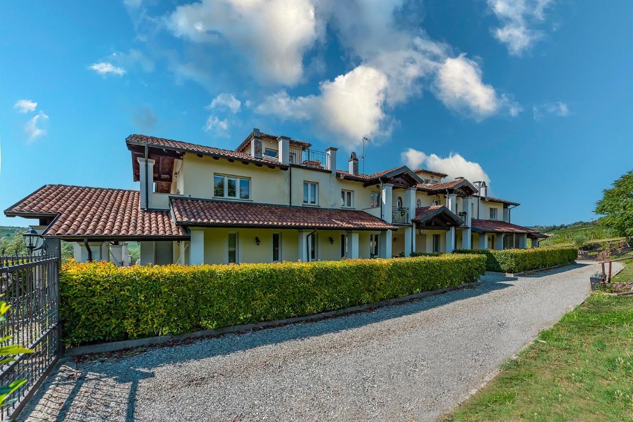 Il Sassoscritto Bed And Breakfast Montecalvo Versiggia Exterior photo